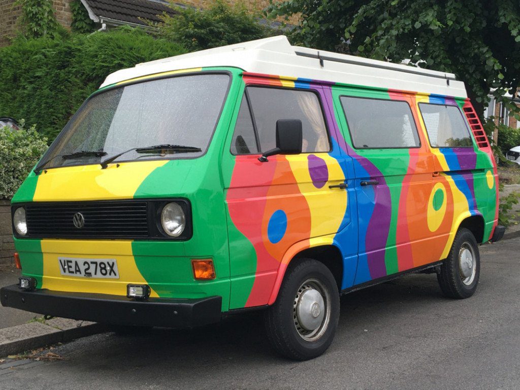 hand painted psychedelic T3 (T25) VW campervan © Dan Maier Extraordinary Design